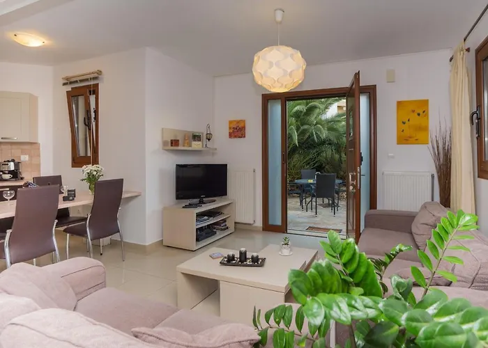 Lila\'S City House